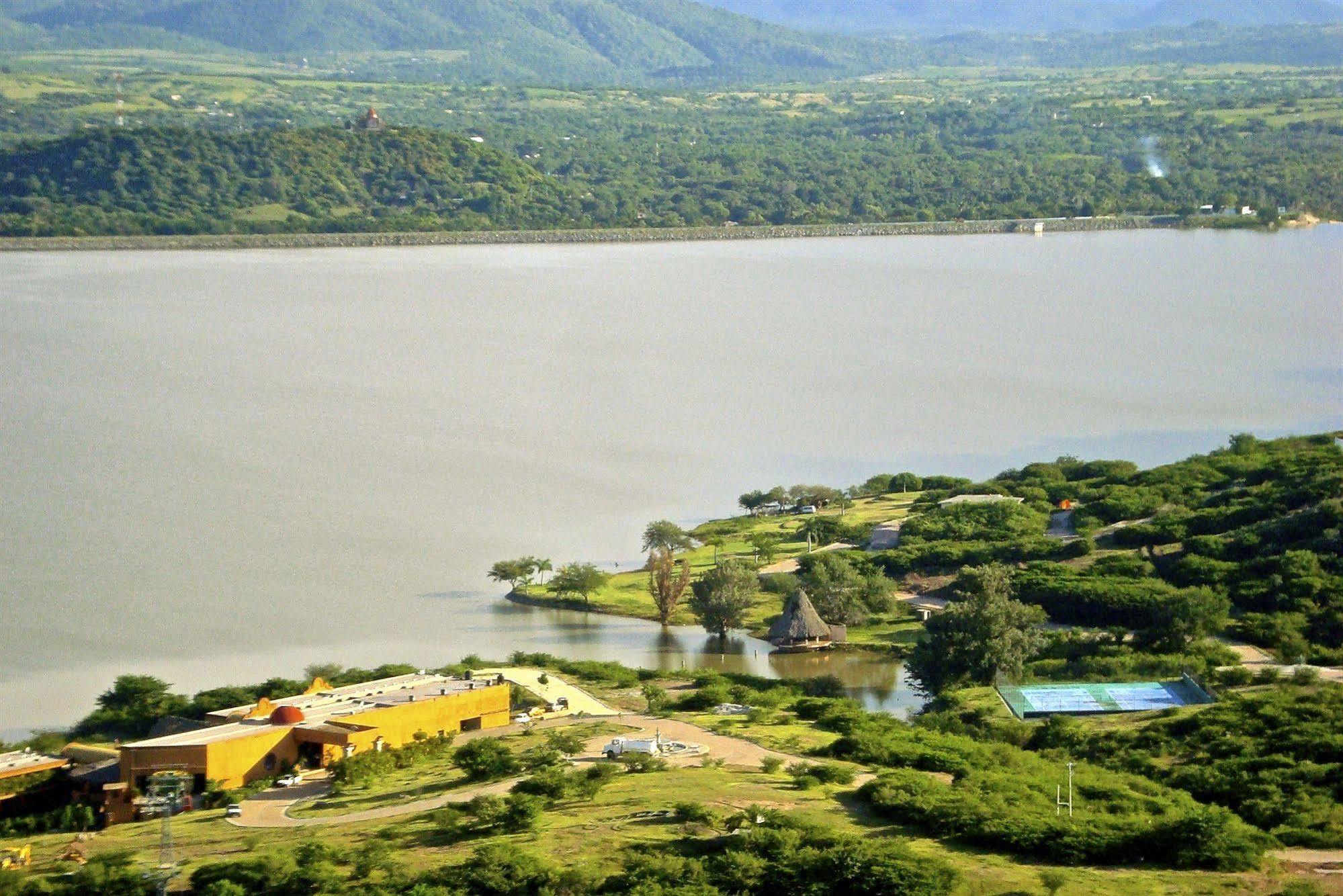 Vida En El Lago Tepecoacuilco de Trujano Exterior foto
